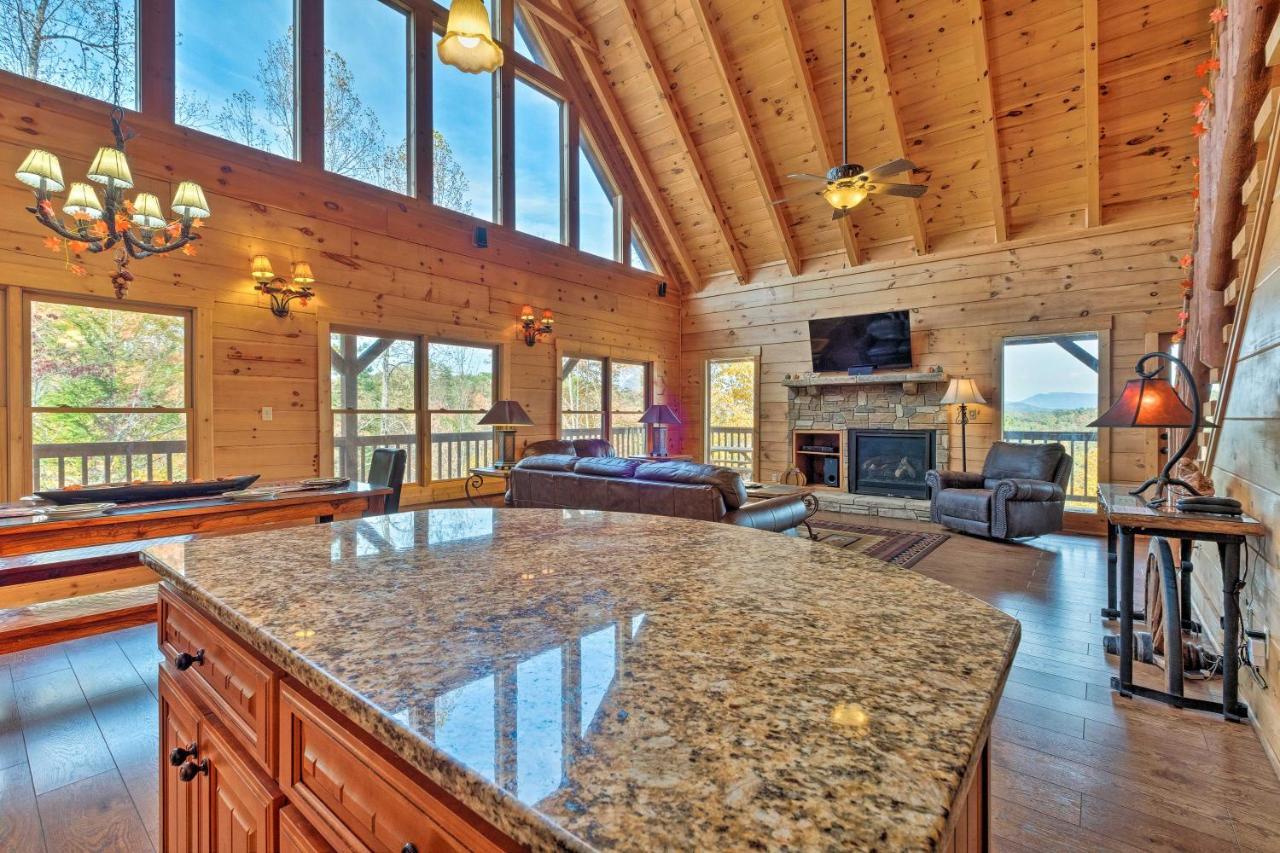 Pigeon Forge Cabin With Brand New Hot Tub And Views! Севьервилл Экстерьер фото