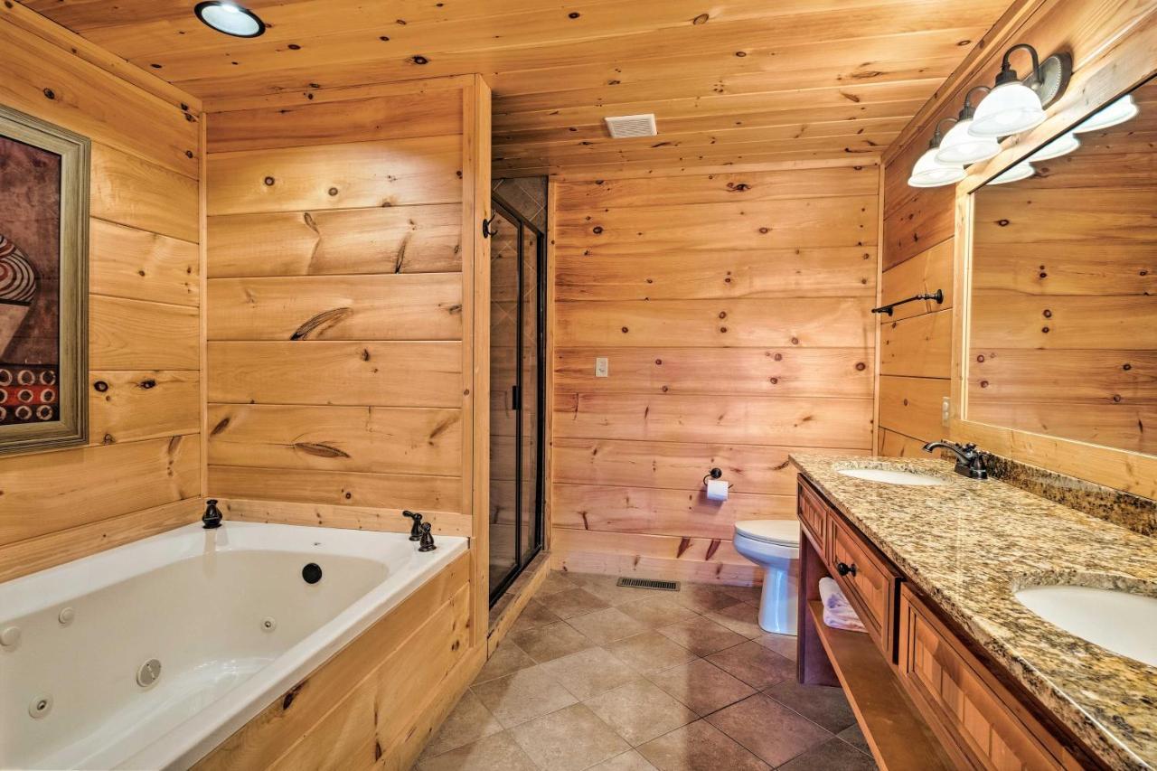 Pigeon Forge Cabin With Brand New Hot Tub And Views! Севьервилл Экстерьер фото